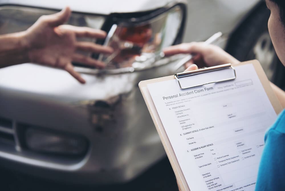 The Differences Between Comprehensive and Collision Coverage Car Insurance